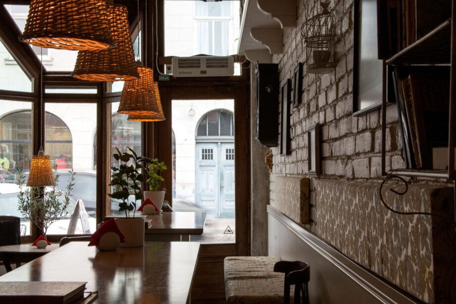 restaurant, cashflow management, retial